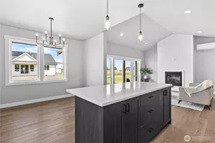 320 W 3rd St, Everson, WA 98247 - Photo 10