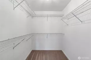 323 Queen Anne Ave N, Seattle, WA 98109 - Photo 16
