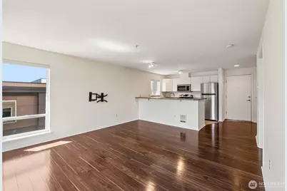 323 Queen Anne Avenue N #711, Seattle, WA 98109 - Photo 12