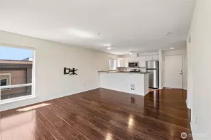 323 Queen Anne Ave N, Seattle, WA 98109 - Photo 12