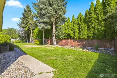 1100 S Rosewood Drive #104, Ellensburg, WA 98926 - Photo 32