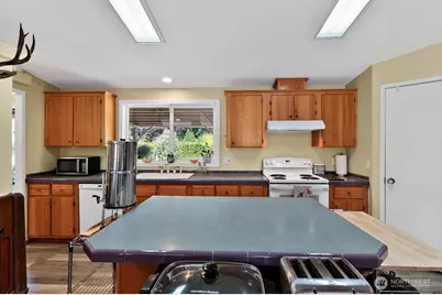 62 Hoffman Road, Port Angeles, WA 98363 - Photo 10