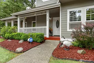 3730 SW Galway Ct, Port Orchard, WA 98367 - Photo 4