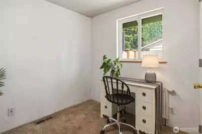 20818 77th Place W, Edmonds, WA 98026 - Photo 18