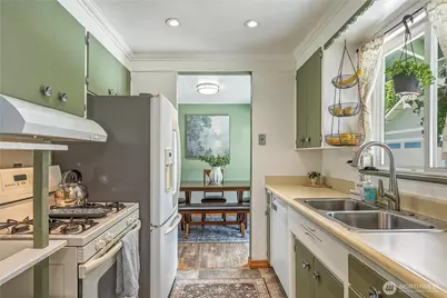 20818 77th Place W, Edmonds, WA 98026 - Photo 8