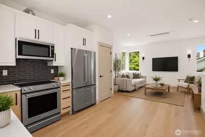 1255 NE 100th Street, Seattle, WA 98125 - Photo 6