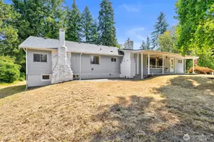 3741 NW Ridgeway Cir, Bremerton, WA 98312 - Photo 2