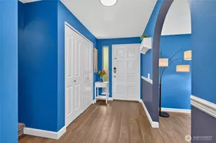 402 170th Pl SW, Bothell, WA 98012 - Photo 4