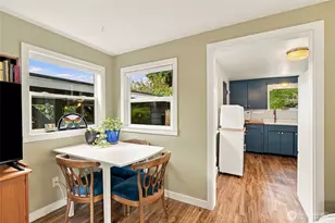 3023 NE 133rd St, Seattle, WA 98125 - Photo 8