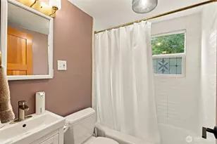 3023 NE 133rd St, Seattle, WA 98125 - Photo 16