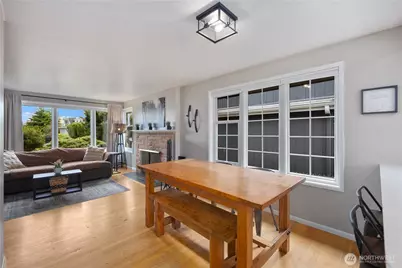2422 W Lynn Street, Seattle, WA 98199 - Photo 8
