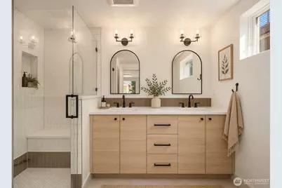 1257 NE 100th Street, Seattle, WA 98125 - Photo 14
