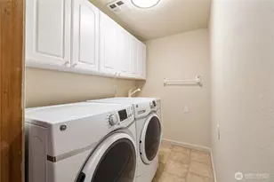 8912 229th Pl SW, Edmonds, WA 98026 - Photo 30