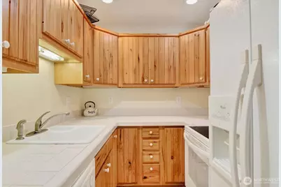347 E Birnie Slough Road, Cathlamet, WA 98612 - Photo 10