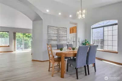 1825 SW 331st Street, Federal Way, WA 98023 - Photo 10