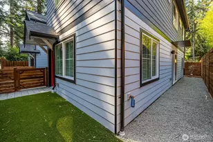 13732 Stone Ave N, Seattle, WA 98133 - Photo 18