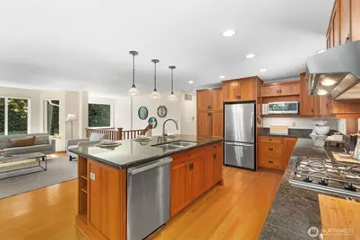 10920 NE 189th Street, Bothell, WA 98011 - Photo 12