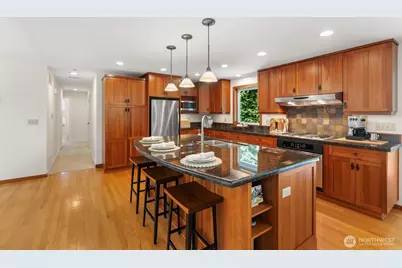 10920 NE 189th Street, Bothell, WA 98011 - Photo 10