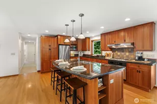 10920 NE 189th St, Bothell, WA 98011 - Photo 10