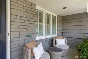 3657 W Viewmont Wy W, Seattle, WA 98199 - Photo 2