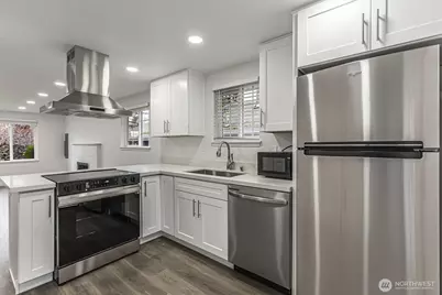 4424 S Holly Street, Seattle, WA 98118 - Photo 12