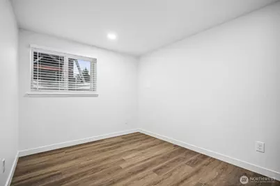 4424 S Holly Street, Seattle, WA 98118 - Photo 34