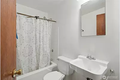 4803 S Henderson Street, Seattle, WA 98118 - Photo 10