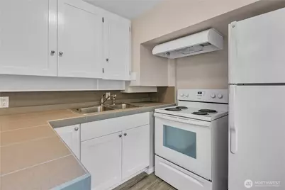 4613 S 125th Street SE, Tukwila, WA 98178 - Photo 10