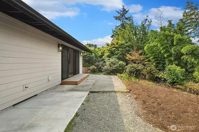 5 151st Place SE, Bellevue, WA 98007 - Photo 20
