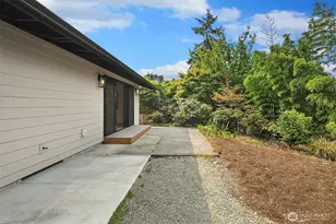 5 151st Pl SE, Bellevue, WA 98007 - Photo 20