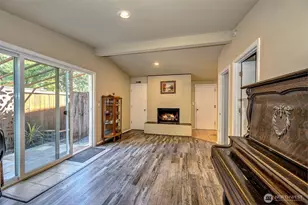 21220 Shell Valley Rd, Edmonds, WA 98026 - Photo 22
