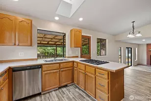 703 Salmon Run St, Sultan, WA 98294 - Photo 6