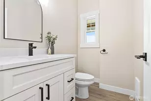 312 W 3rd St, Everson, WA 98247 - Photo 22