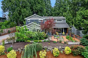 11419 NE 100th St, Kirkland, WA 98033 - Photo 1