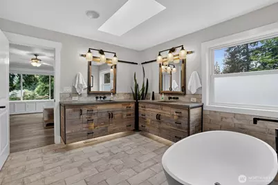 11419 NE 100th Street, Kirkland, WA 98033 - Photo 26