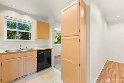 1411 Electric Avenue, Bellingham, WA 98229 - Photo 10
