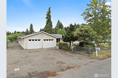 12607 136th Street E, Puyallup, WA 98374 - Photo 2