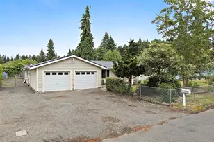 12607 136th St E, Puyallup, WA 98374 - Photo 2