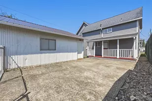 1120 3rd St, Cosmopolis, WA 98537 - Photo 38