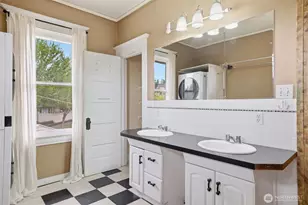 6238 Woodlawn Ave N, Seattle, WA 98103 - Photo 22