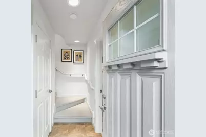 4507 Linden Avenue N #A, Seattle, WA 98103 - Photo 6