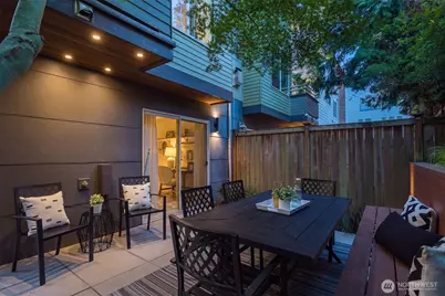4507 Linden Avenue N #A, Seattle, WA 98103 - Photo 30