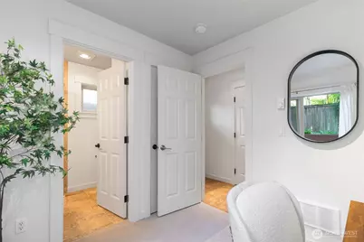 4507 Linden Avenue N #A, Seattle, WA 98103 - Photo 8