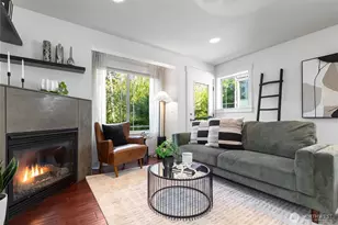 4507 Linden Ave N, Seattle, WA 98103 - Photo 2