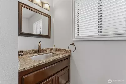 1690 Eastmont Avenue, East Wenatchee, WA 98802 - Photo 10