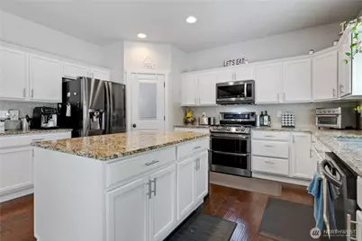 124 147th Place SE, Lynnwood, WA 98087 - Photo 16