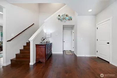 124 147th Place SE, Lynnwood, WA 98087 - Photo 8