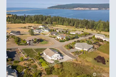 160 Mariners View Court, Sequim, WA 98382 - Photo 2