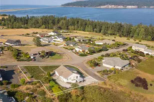 160 Mariners View Ct, Sequim, WA 98382 - Photo 2