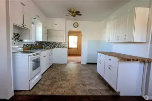 112 E Lind St, Lind, WA 99341 - Photo 2
